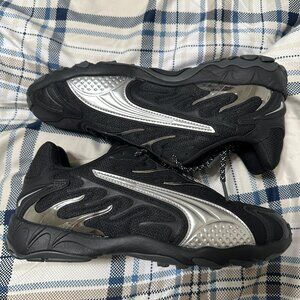 Puma INHALE SILVER and BLACK